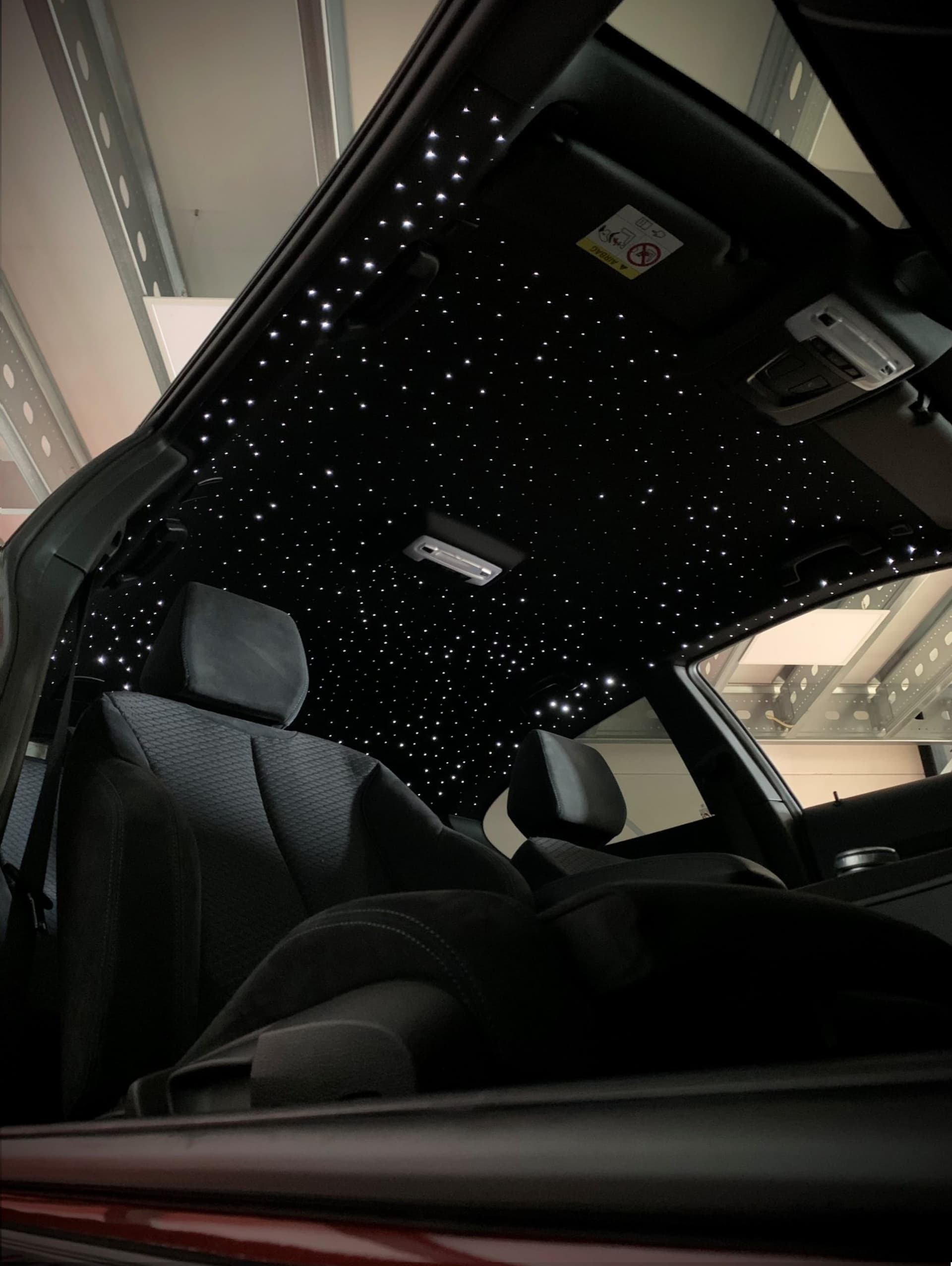 Sterrenhemel na installatie door RZ LuxCustoms